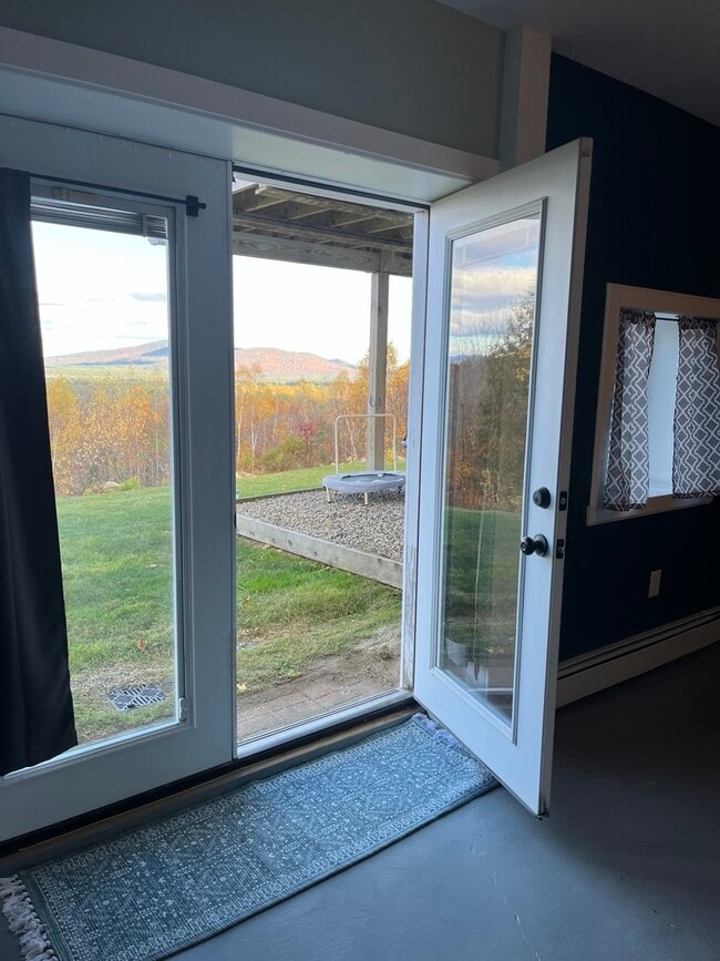 Building Photo - 14 Maplewood Rd Unit 1