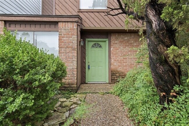 Photo - 11217 Briar Forest Dr