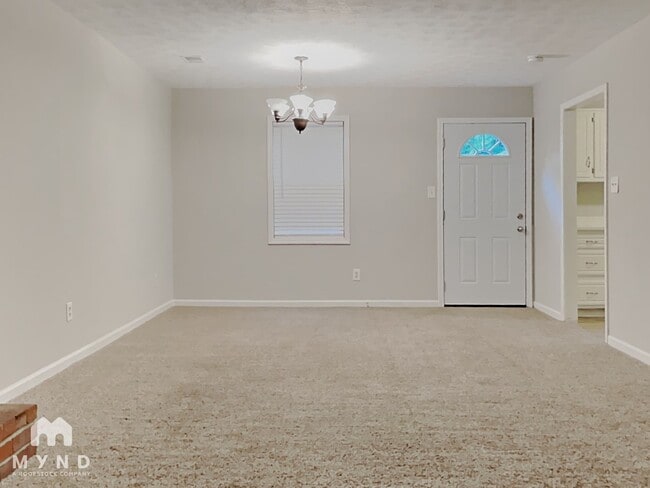 Photo - 4560 Coopers Creek Pl SE