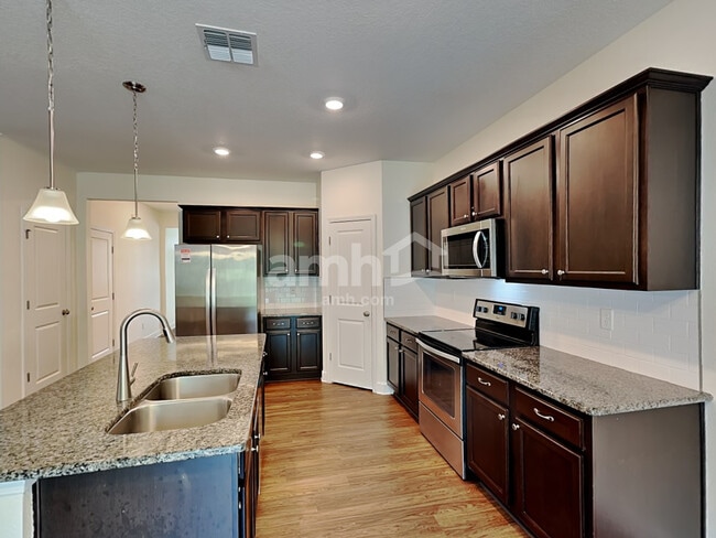 Photo - 3025 Eagle Bluff Way