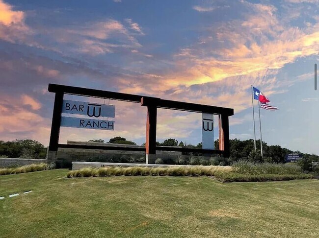 Building Photo - 2037 Saddlery St