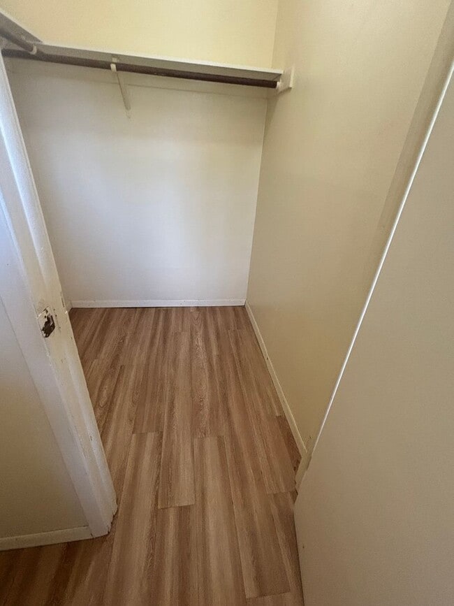 224 W Falls Rd