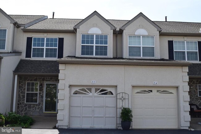 Building Photo - 713 Whitetail Cir