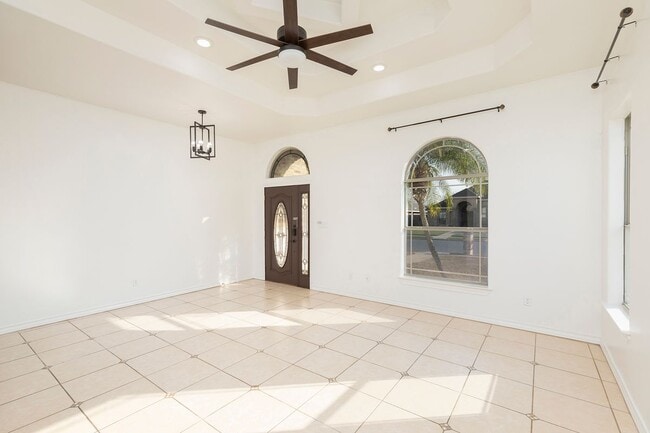 Photo - 210 Miranda Ln