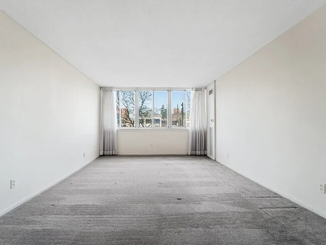 Photo - 5 Riverside Dr Unit APT 205