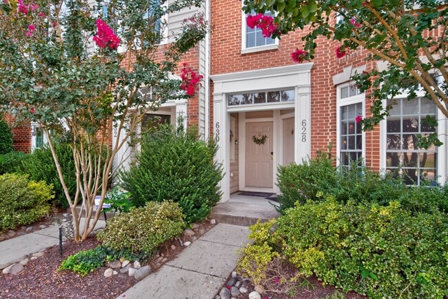 Photo - 630 Pelican Ave