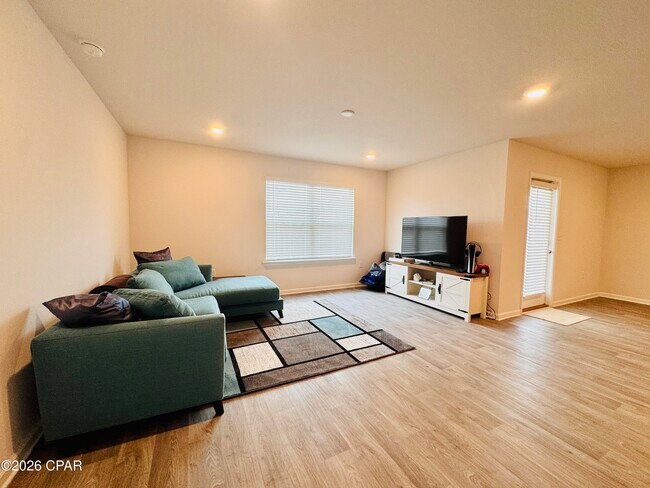 4007 Pioneer Ln.