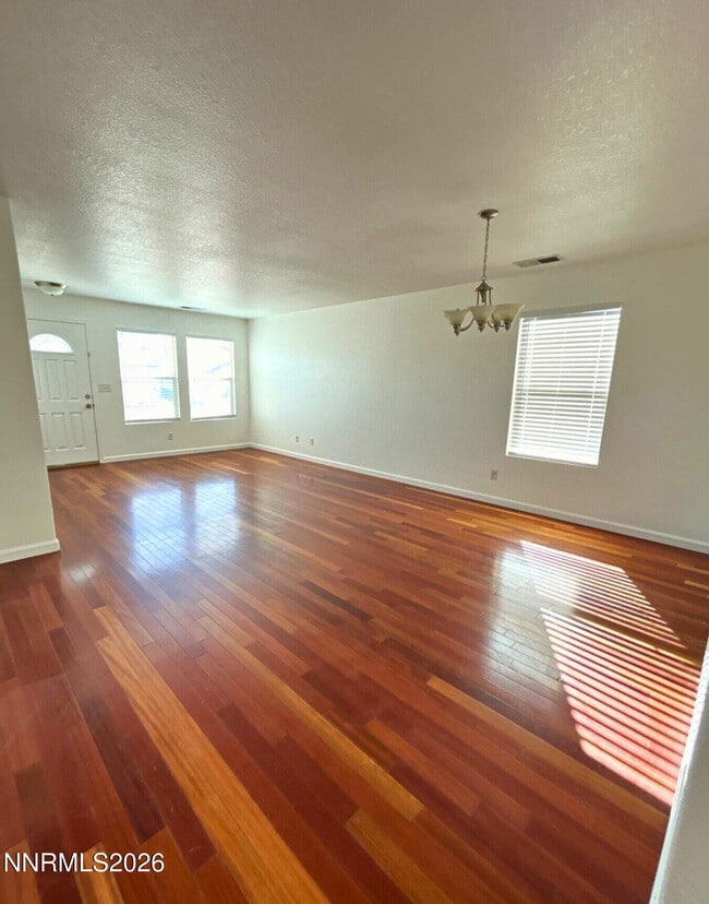 Photo - 986 Montero Dr