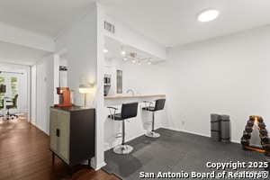 Building Photo - 8702 Village Dr Unit 103