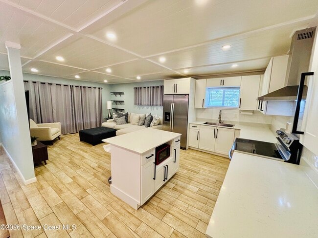 2690 Smokey Ln