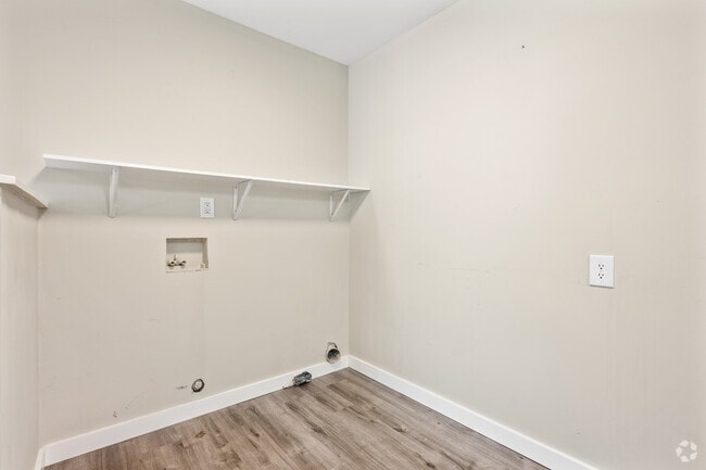 1BR, 1BA - 750SF - Skyler Laundry Room - West End Lofts