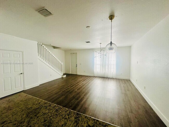 Photo - 17021 SW 94th Terrace