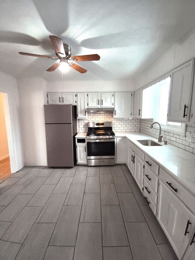 Photo - *****North Providence/Woodville Single Family - $2,995*****
