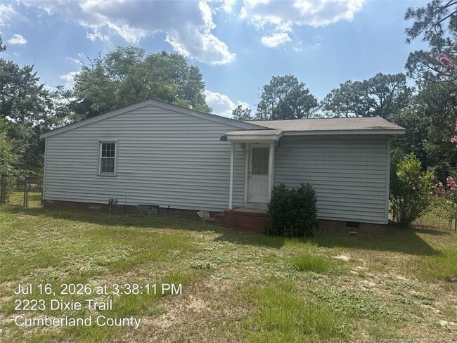 2223 Dixie Trail