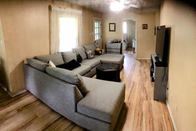 Photo - 17902 Strack Farm Rd