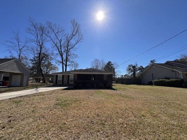 Photo - Beautifully Updated 3 Bedroom / 2 Bathroom Home – Available Now!