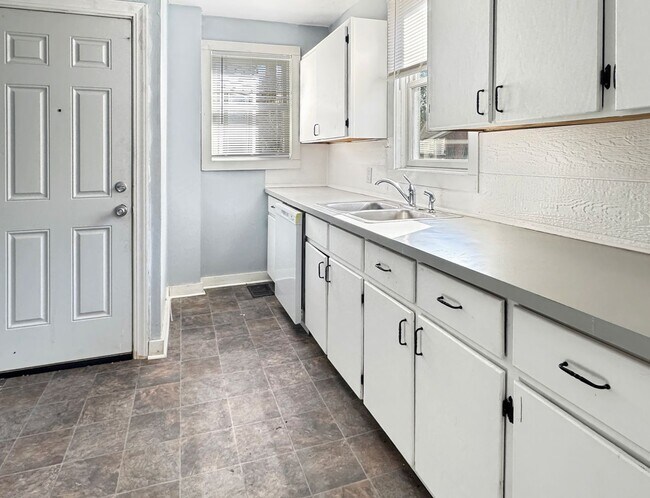 Photo - 750 Lake Dr SE Unidad 1