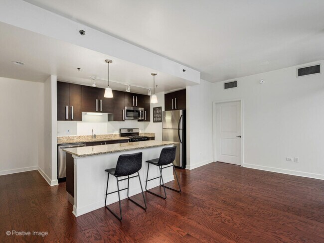 Photo - 1400 S Michigan Ave Unidad 2009