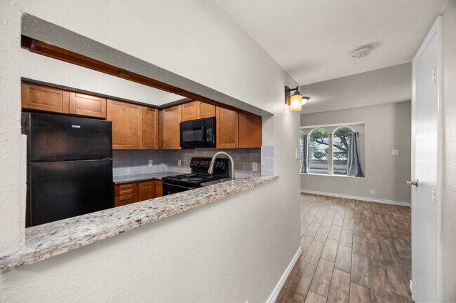 Photo - 11002 Hammerly Blvd Unit 214