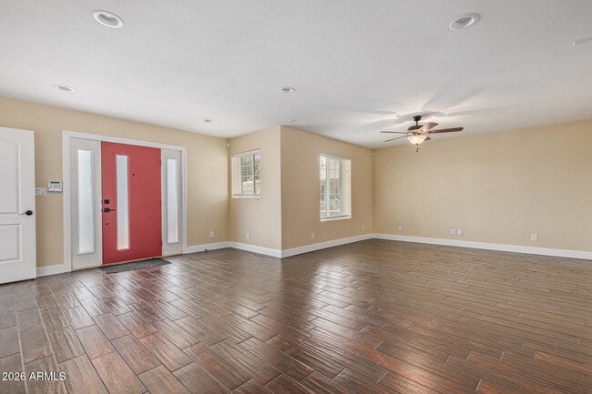 Photo - 1280 E Alameda Dr