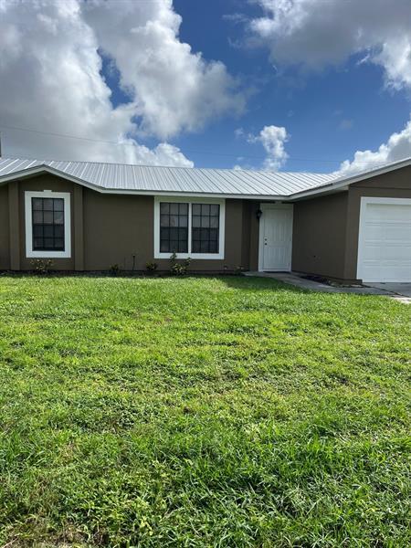 Photo - 1673 SW Cameo Blvd