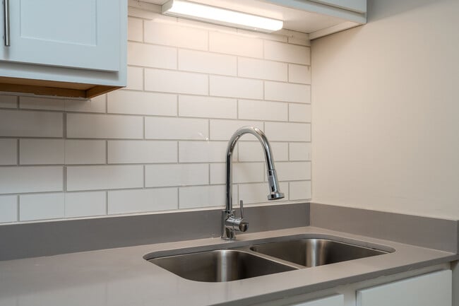 Photo - One Wilcox Place Apartments
