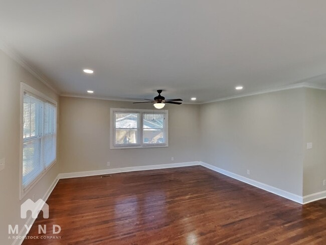 Photo - 2408 Dora Dr