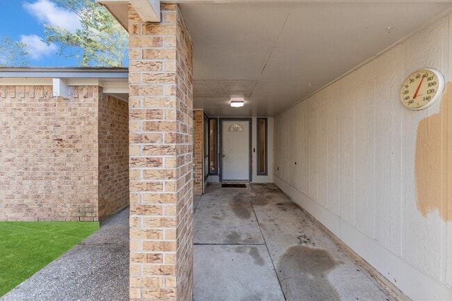 Photo - 3353 Knob Oaks Dr