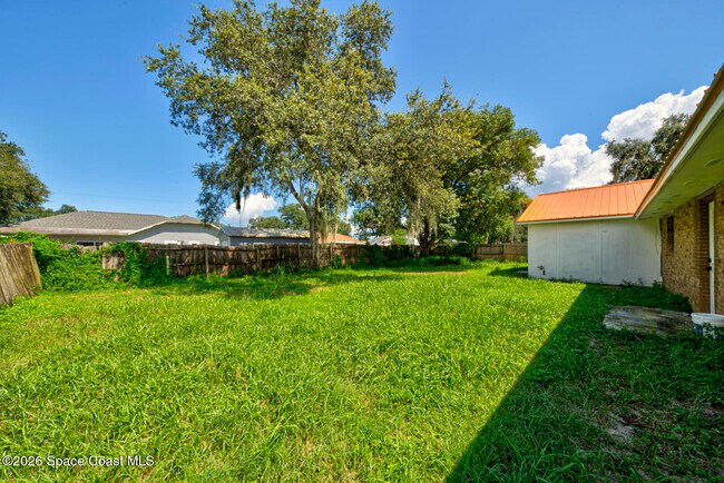 Photo - 4580 Flood St