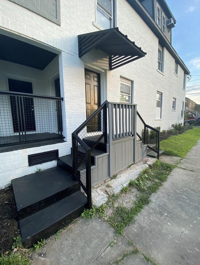 Photo - 2802 Palm St Unidad A