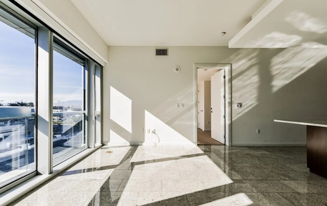 Photo - 4471 Dean Martin Dr Unit 507