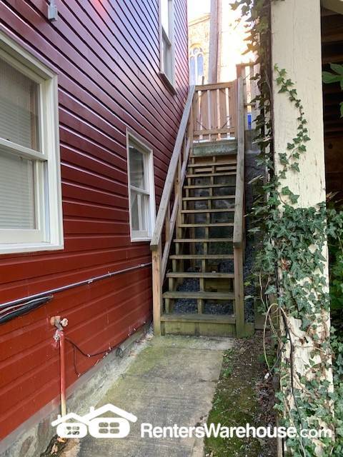 Photo - 3758 St Paul St