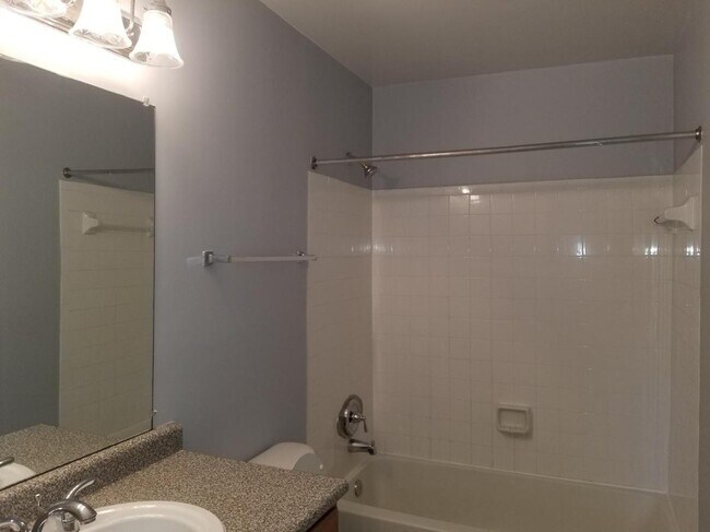 Photo - 10303 Appalachian Cir Unidad 208