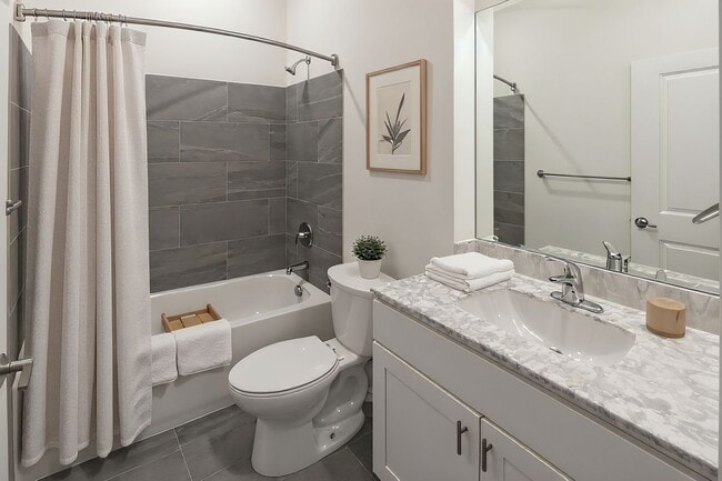 Photo - Bay Manor Apartments