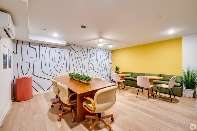 Coworking Lounge - Copper Flats Apartments