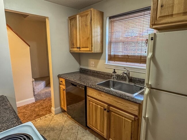 Photo - 710 Main St Unit 21