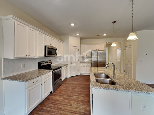 Photo - 4336 Longfellow Dr