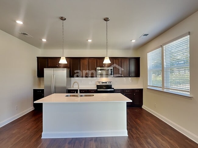 Photo - 2011 Misty Vale Rd