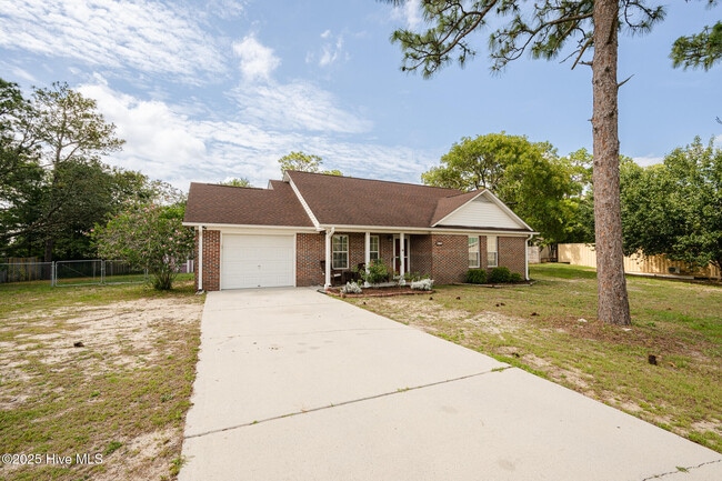 Photo - 316 Raye Dr House