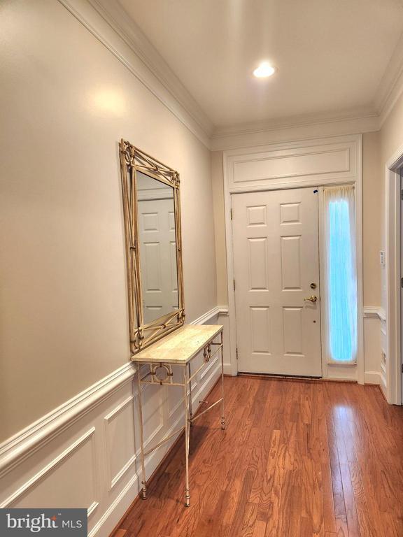 Building Photo - 20667 Golden Ridge Dr Rental