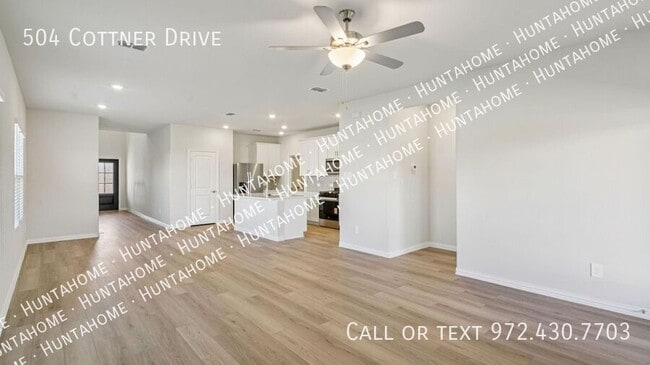 Photo - 504 Cottner Dr