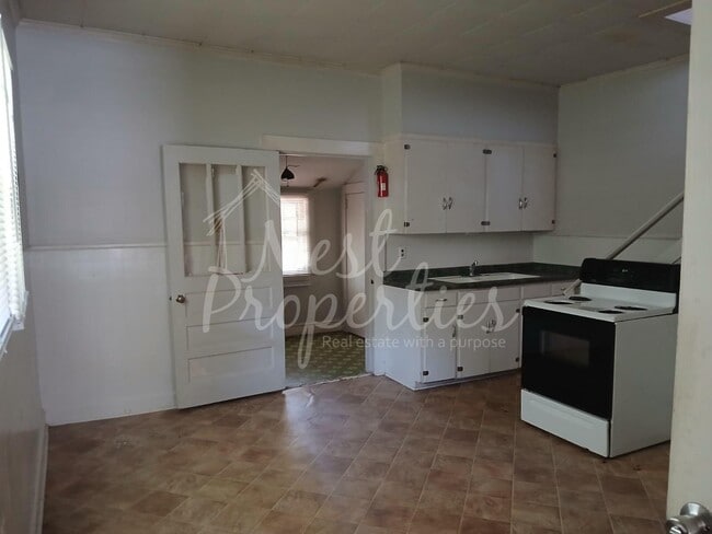 Photo - 625 O'Neal St