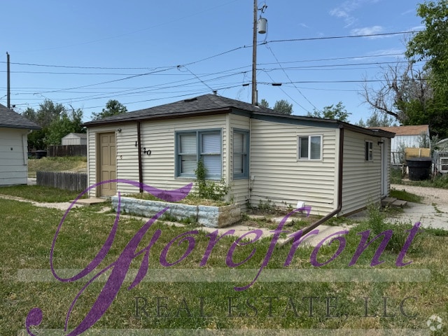 Building Photo - 1120 S Willow St Rental