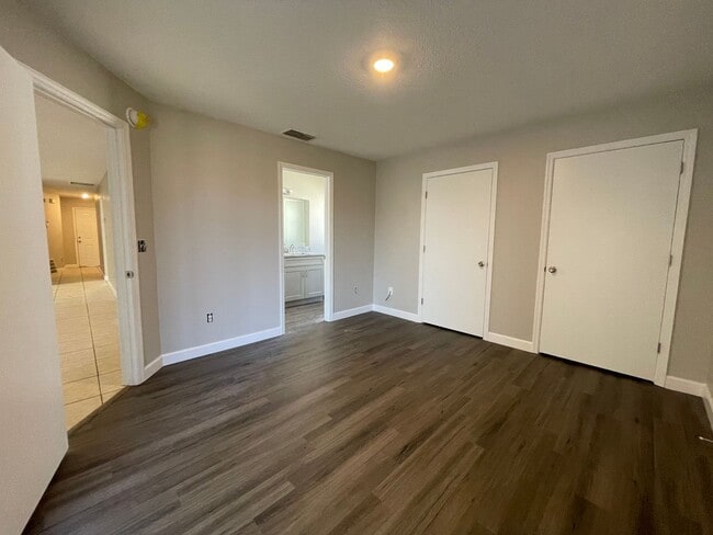 Photo - NEWLY RENOVATED 3/2 Duplex near Sleepy Hollow Sports Complex in Leesburg