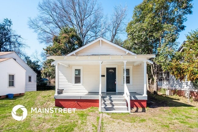 Building Photo - 2208 Camp Greene St