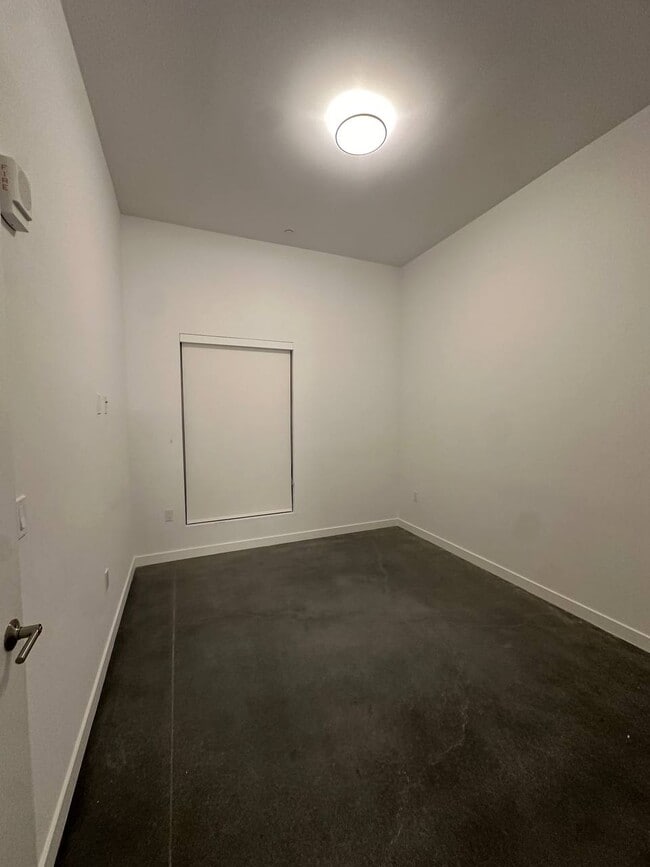 Photo - 20060 Prairie St Unit 2BD