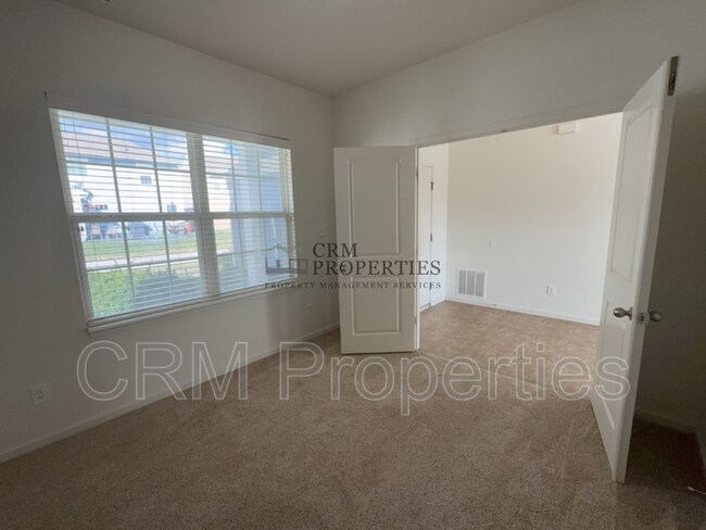 Photo - 5860 Crowley Pkwy