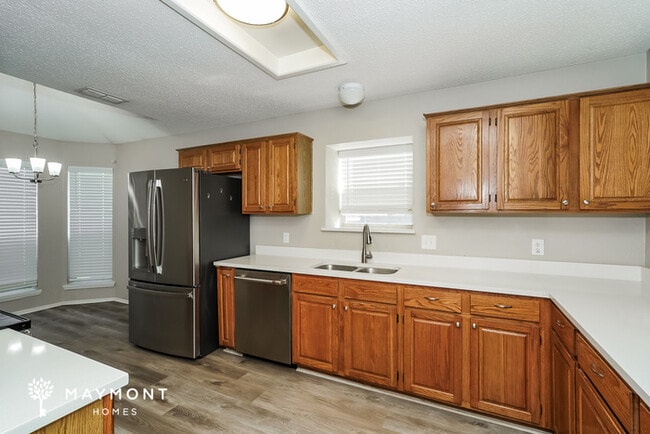 Photo - 5000 Highbank Dr