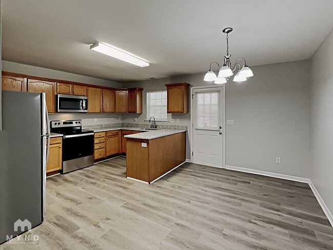 Photo - 345 E Village Dr