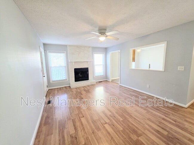 Photo - 9598 Holbrook Ln